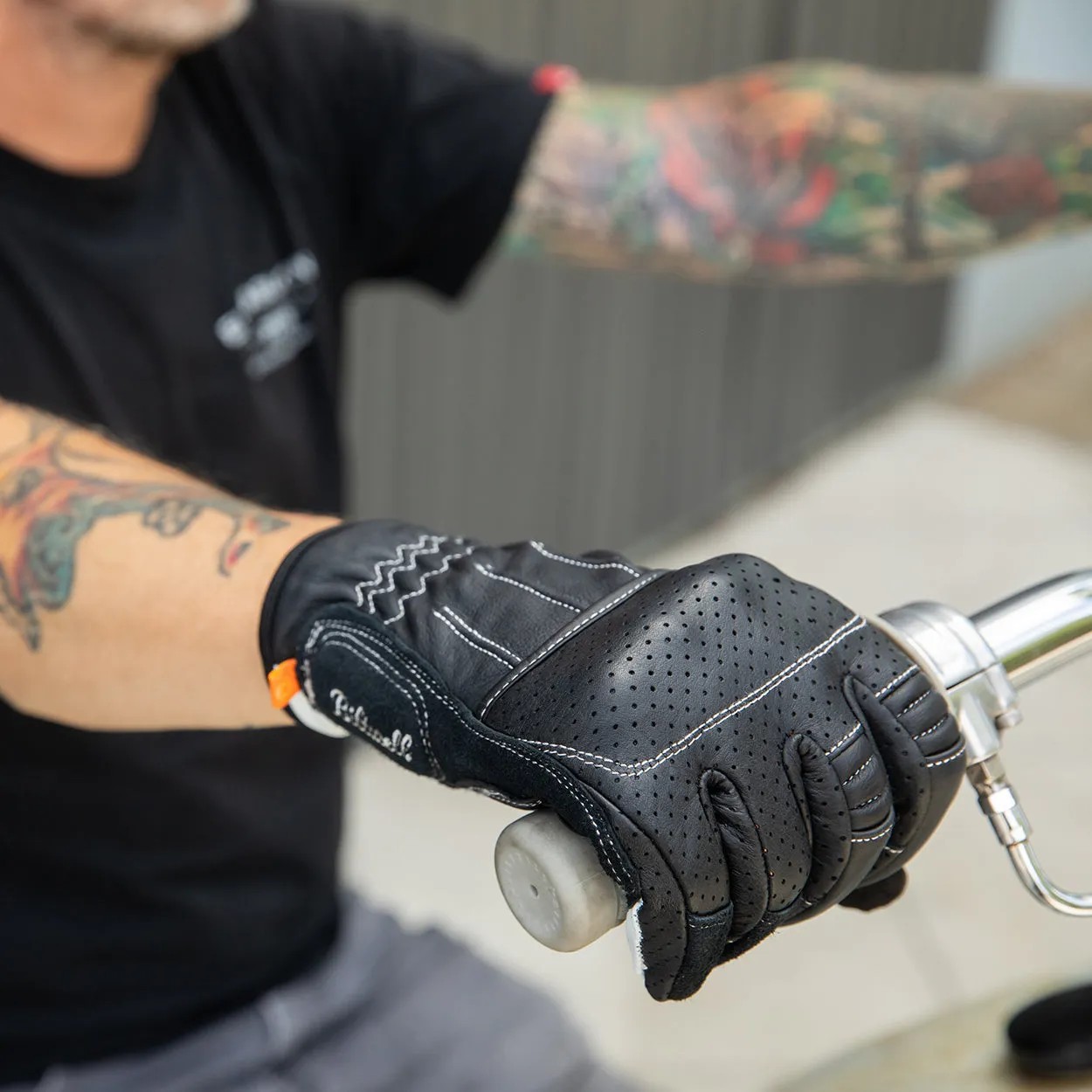 Borrego Gloves - Black/Cement