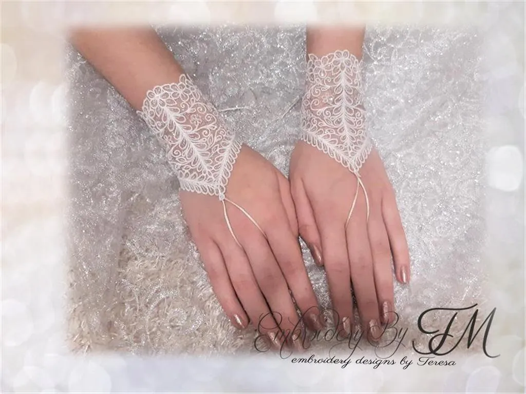 Glittering organza gloves / two variations / three sizes