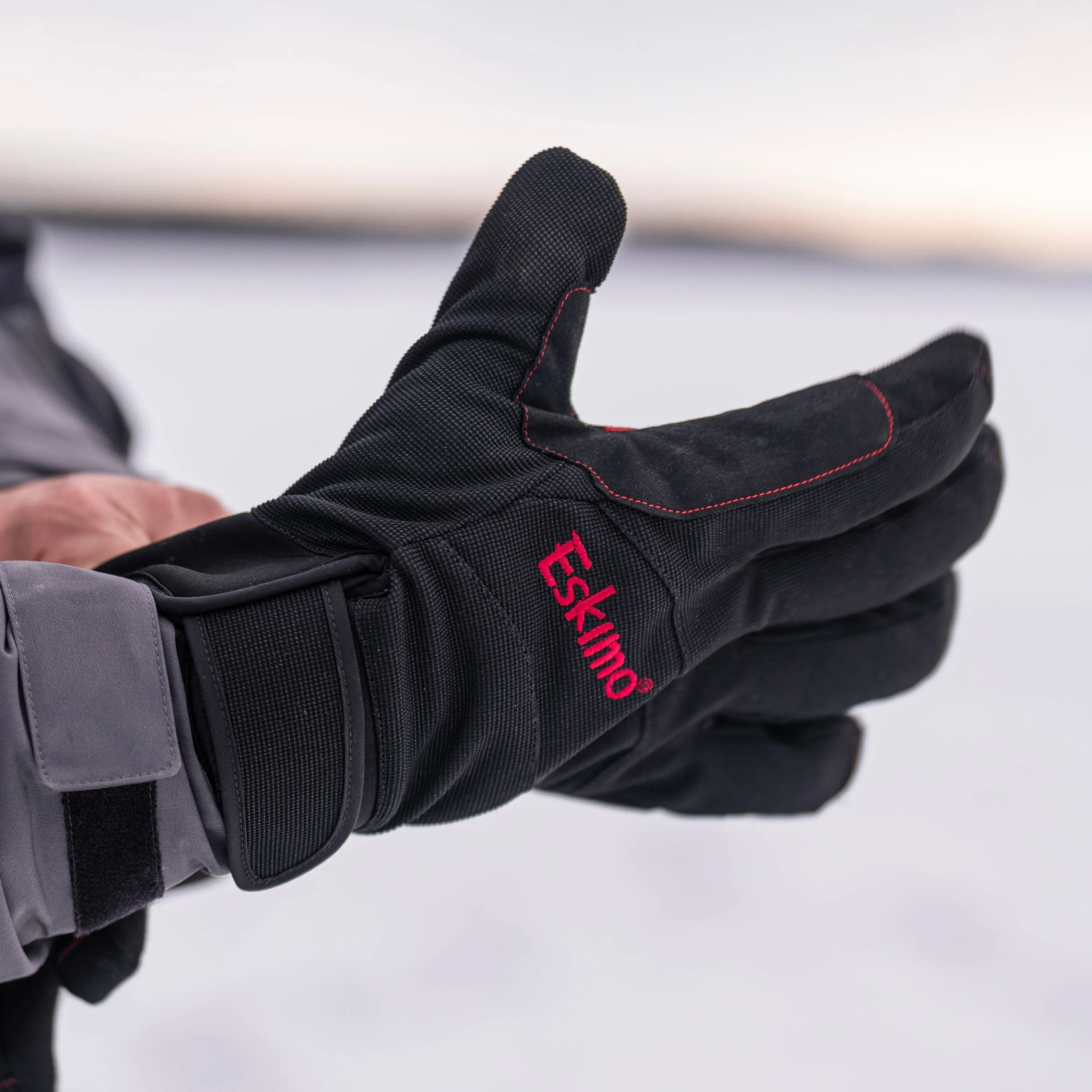 Hole Hopper Gloves