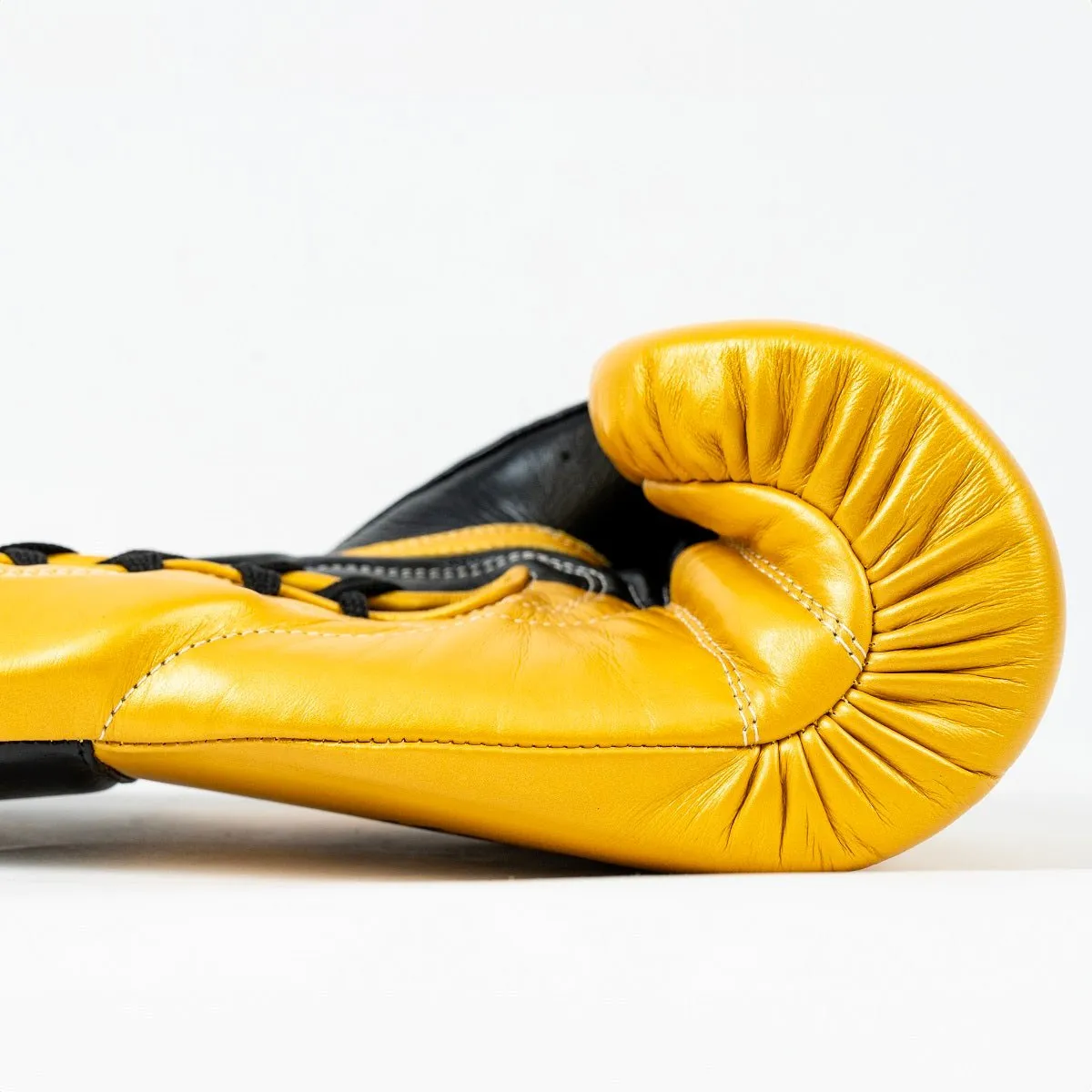 Knockout Competition Boxing Gloves - Colosseum Edition